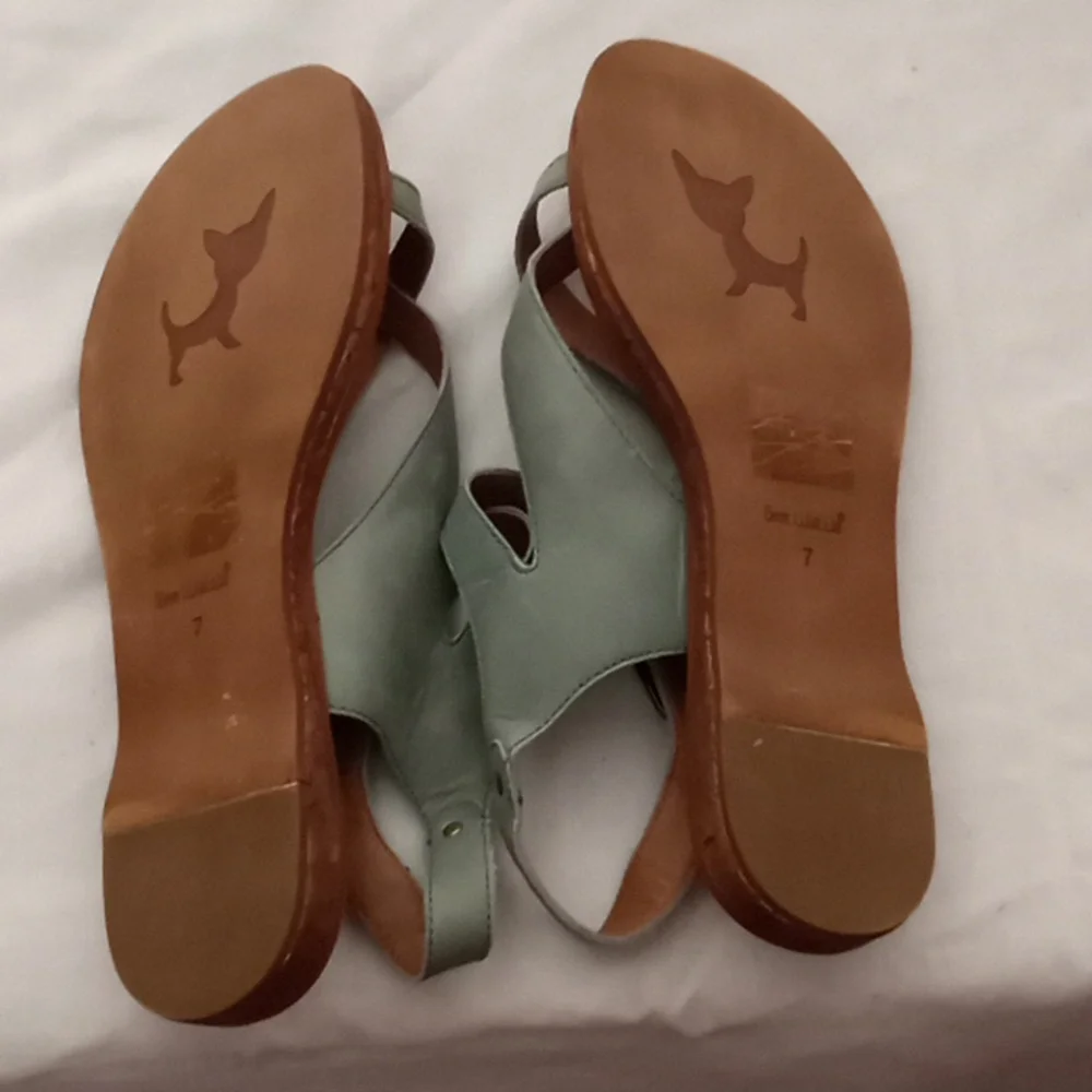 GEE'WAWA Handmade Green Leather Sandals, size 7 - Picture 4 of 7